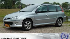 Grijs Gebruikt 2004 Peugeot 206 Stationwagen | € 1.550 (Eerlijke prijs)