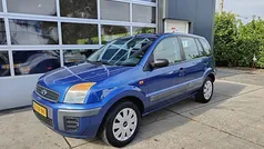 Gebruikt 2007 Ford Fusion MPV | € 1.750 (Eerlijke prijs)