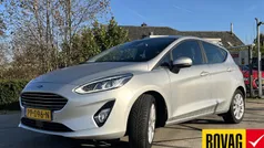 Grijs Gebruikt 2017 Ford Fiesta Titanium Hatchback | € 11.450 (Eerlijke prijs)