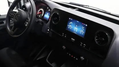 Wit Occasion 2023 Mercedes Sprinter Van | € 33.995 (Super prijs)