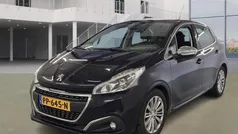 Blauw Gebruikt 2017 Peugeot 208 Hatchback | € 6.950 (Eerlijke prijs)