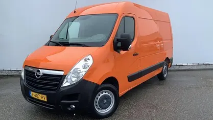 Oranje Gebruikt 2017 Opel Movano Van | € 7.950 (Super prijs)