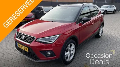 Rood, metallic lak Occasion 2018 Seat Arona FR SUV | € 12.995 (Super prijs)
