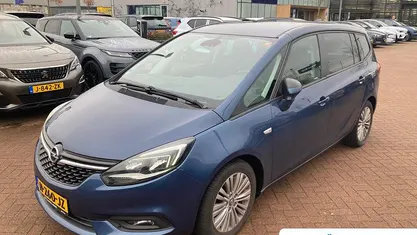 Blauw Gebruikt 2017 Opel Zafira Business MPV | € 14.395 (Goede deal)