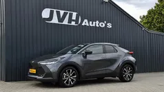 Grijs Gebruikt 2025 Toyota C-HR SUV | € 29.850 (Eerlijke prijs)