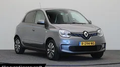 Gebruikt 2022 Renault Twingo Techno Hatchback | € 13.945 (Eerlijke prijs)