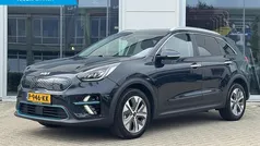 Blauw Gebruikt 2022 Kia e-Niro SUV | € 26.390 (Super prijs)