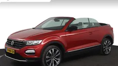 Rood Gebruikt 2021 VW T-Roc Cabriolet R-line Cabriolet | € 32.950 (Eerlijke prijs)