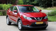 Rood Gebruikt 2015 Nissan Qashqai Acenta SUV | € 10.999 (Eerlijke prijs)