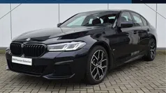 Zwart Gebruikt 2022 BMW 530 Executive Sedan | € 45.950 (Eerlijke prijs)
