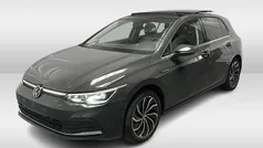 Gebruikt 2022 VW Golf VIII Style Hatchback | € 29.950 (Eerlijke prijs)