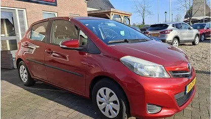 Occasion 2013 Toyota Yaris Hatchback | € 7.950 (Eerlijke prijs)