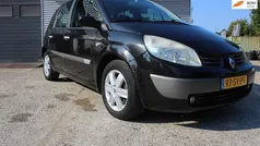 Gebruikt 2006 Renault Scénic II Luxe MPV | € 1.450 (Eerlijke prijs)