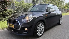 Bruin Gebruikt 2015 Mini ONE Business Hatchback | € 8.799 (Eerlijke prijs)
