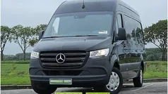 Zwart Gebruikt 2023 Mercedes Sprinter Van | € 33.250 (Goede deal)