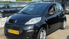 Zwart Gebruikt 2014 Peugeot 107 Access Hatchback | € 4.250 (Eerlijke prijs)