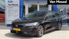 Zwart Gebruikt 2024 Ford Focus ST-Line X Stationwagen | € 32.440 (Eerlijke prijs)