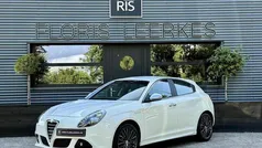 Gebruikt 2010 Alfa Romeo Giulietta Distinctive Hatchback | € 5.450 (Eerlijke prijs)
