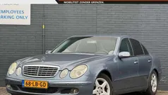 Blauw Gebruikt 2002 Mercedes E220 Avantgarde Sedan | € 2.425 (Eerlijke prijs)