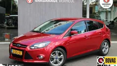 Rood Gebruikt 2013 Ford Focus Titanium Hatchback | € 5.895 (Eerlijke prijs)