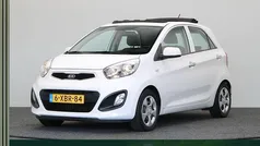 Wit Gebruikt 2014 Kia Picanto 3 Hatchback | € 7.945 (Eerlijke prijs)