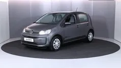 Gebruikt 2023 VW up! Hatchback | € 15.449 (Eerlijke prijs)