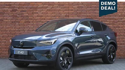 Blauw Gebruikt 2025 Volvo EC40 Plus SUV | € 51.950 (Eerlijke prijs)