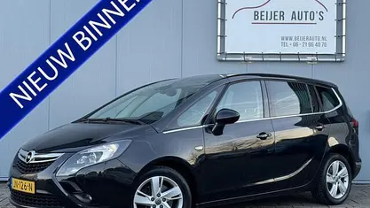 Zwart Occasion 2016 Opel Zafira Tourer MPV | € 12.945 (Eerlijke prijs)