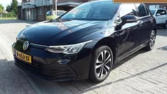 Gebruikt 2021 VW Golf VIII Style Hatchback | € 17.900 (Eerlijke prijs)
