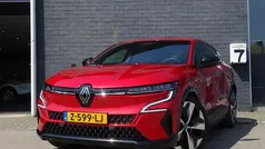 Gebruikt 2024 Renault Mégane Techno Hatchback | € 31.945 (Eerlijke prijs)