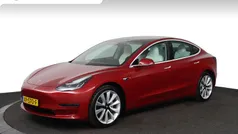 Rood Gebruikt 2019 Tesla Model 3 Long Range AWD Sedan | € 19.950 (Eerlijke prijs)