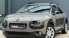 Gebruikt 2017 Citroën C4 Cactus Feel Hatchback | € 7.950 (Eerlijke prijs)