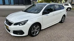 Wit, metallic lak Gebruikt 2017 Peugeot 308 GT-line Stationwagen | € 8.995 (Eerlijke prijs)
