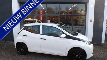 Occasion Toyota Aygo 69 PK (50 kW) 2016 Wit Hatchback