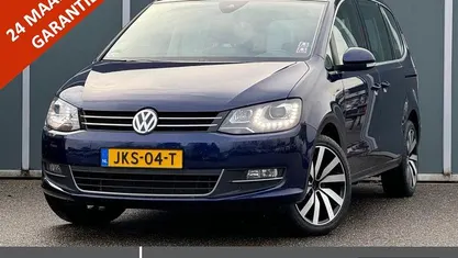 Blauw Gebruikt 2022 VW Sharan Highline MPV | € 32.495 (Eerlijke prijs)