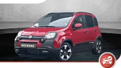 Rood Gebruikt 2024 Fiat Grande Panda Hatchback | € 18.925 (Eerlijke prijs)
