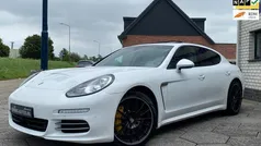 Gebruikt 2013 Porsche Panamera Sedan | € 35.445 (Eerlijke prijs)