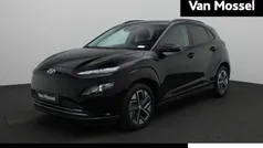 Zwart Gebruikt 2023 Hyundai Kona SUV | € 22.400 (Eerlijke prijs)