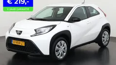 Gebruikt 2024 Toyota Aygo Play Hatchback | € 17.395 (Goede deal)