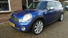 Blauw, metallic lak Gebruikt 2009 Mini Cooper Clubman Chili Stationwagen | € 4.950 (Eerlijke prijs)