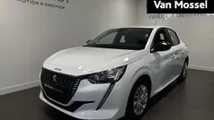 Wit Gebruikt 2022 Peugeot 208 Active Hatchback | € 13.940 (Eerlijke prijs)