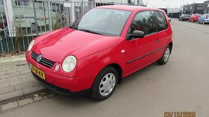Rood Gebruikt 2002 VW Lupo Trendline Hatchback | € 900 (Eerlijke prijs)
