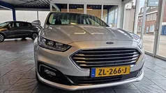 Gebruikt 2019 Ford Mondeo Titanium Sedan | € 15.900 (Eerlijke prijs)
