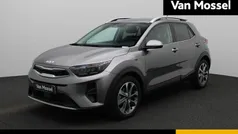 Gebruikt 2024 Kia Stonic SUV | € 26.400 (Eerlijke prijs)