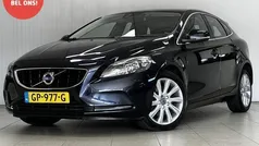 Blauw Gebruikt 2015 Volvo V40 Momentum Stationwagen | € 11.995 (Goede deal)