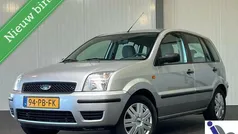 Gebruikt 2004 Ford Fusion Trend MPV | € 2.390 (Eerlijke prijs)
