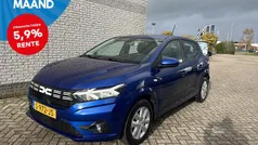 Gebruikt 2023 Dacia Sandero Expression Hatchback | € 16.900 (Eerlijke prijs)