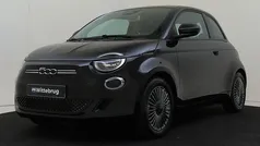 Zwart Gebruikt 2022 Fiat 500e Icon Hatchback | € 18.225 (Eerlijke prijs)