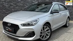 Zilver Gebruikt 2019 Hyundai i30 Premium Stationwagen | € 16.900 (Eerlijke prijs)