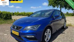 Blauw Gebruikt 2018 Seat Leon Business Hatchback | € 13.995 (Eerlijke prijs)